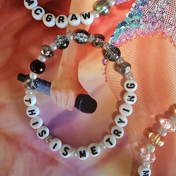 Taylor Swift Miami Night One Eras Tour Surprise Song Friendship Bracelets - Picture 6 of 8